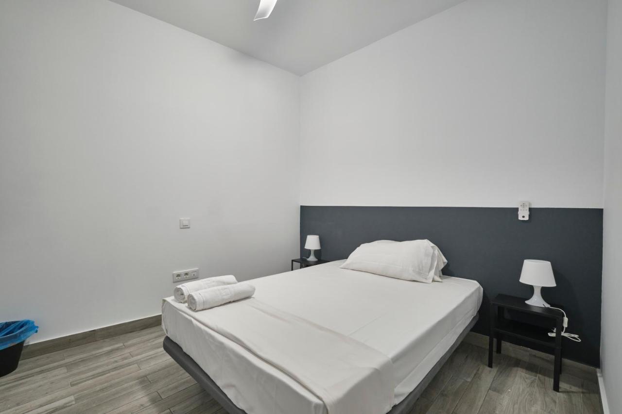 Nunez De Arce Habitaciones Madrid Extérieur photo
