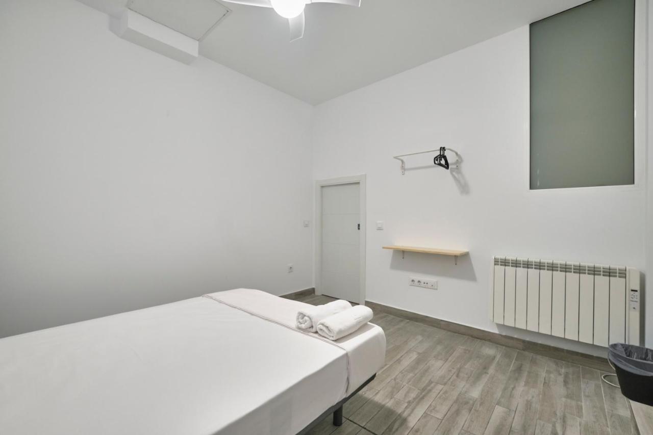 Nunez De Arce Habitaciones Madrid Extérieur photo